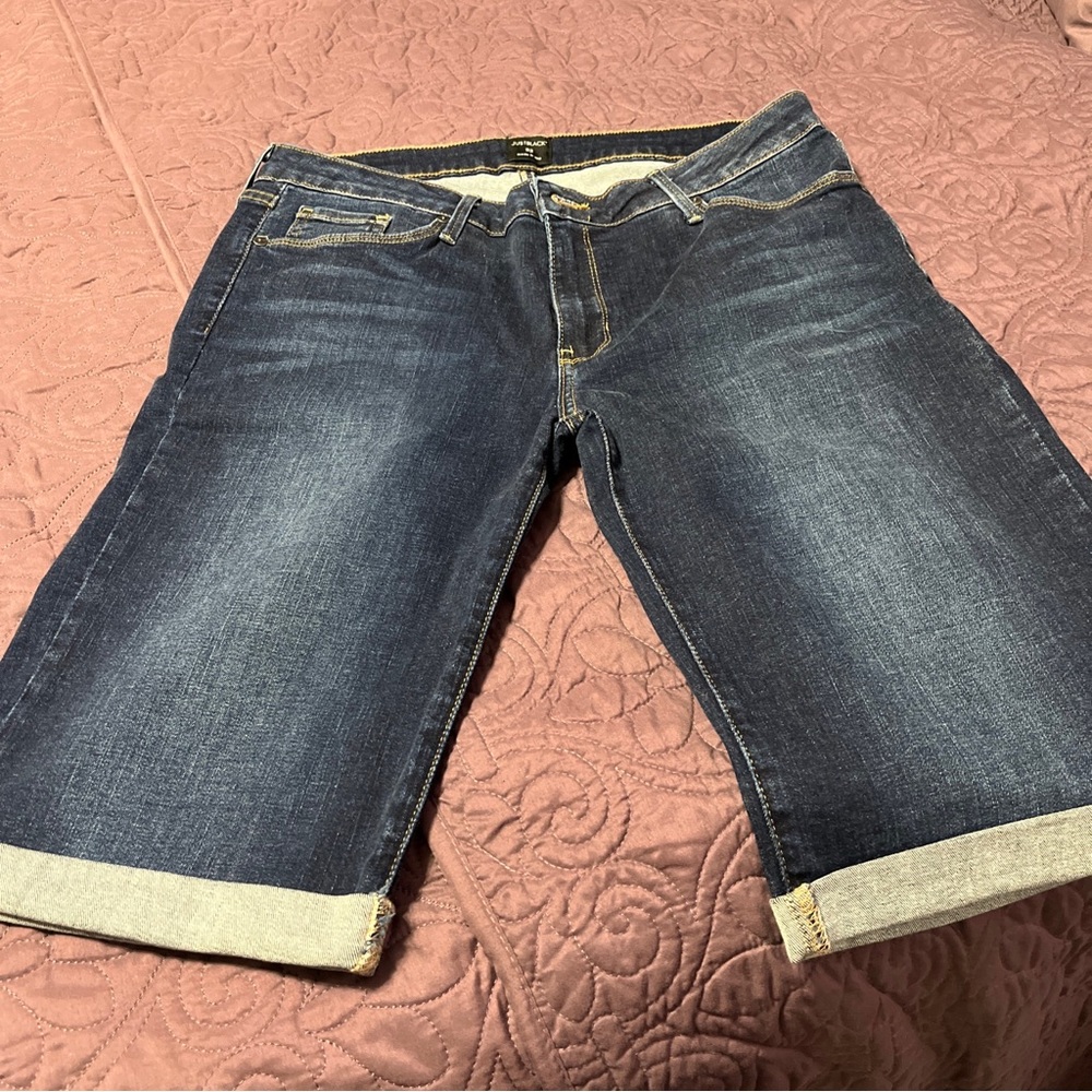 Just Black  Womens Size 36 x 12 inseam.  Cut-Off Cuffed Denim Jean Shorts